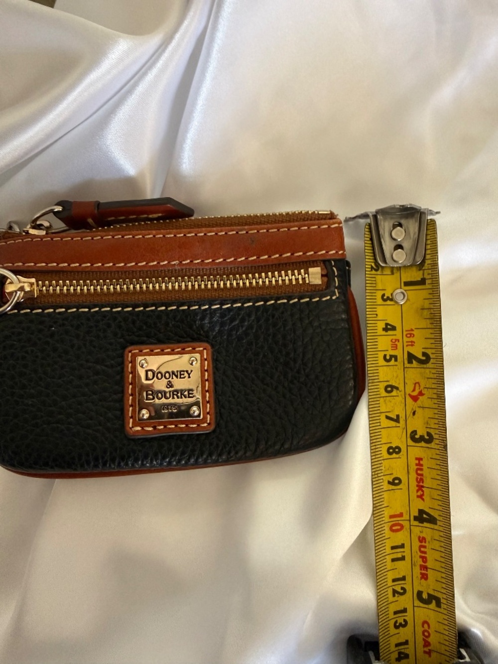 Dooney & Bourke Pebble Grain Leather Small Coin Case Black/Brown - Picture 6 of 7